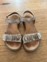 Froddo Mädchen Sandalen Schuhe Gold Gr. 34 Leder Nordrhein-Westfalen - Erkelenz Vorschau