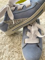 Neue Primigi Schuhe Sneaker Halbschuhe blau Glitzer Mädchen 34 Hessen - Eschborn Vorschau