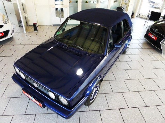 Volkswagen Golf 1 Cabrio Automatik*1.Besitz*Elektr. Verdeck in Berlin