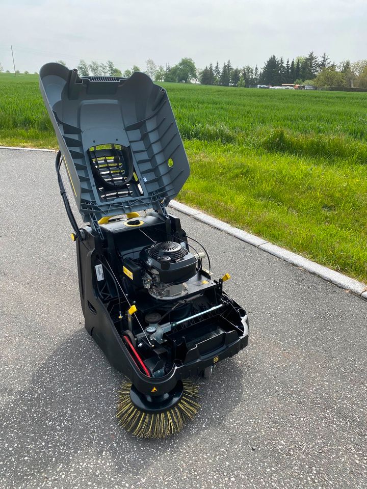 Kärcher KM 75 / 40 W Kehrmaschine Profi mit Honda Motor MwSt in Heilbad Heiligenstadt