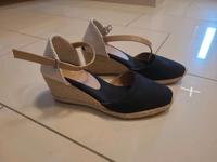 Find Wedges Espandrilles Canvas Keilabsatz Schuhe 39 Niedersachsen - Schortens Vorschau