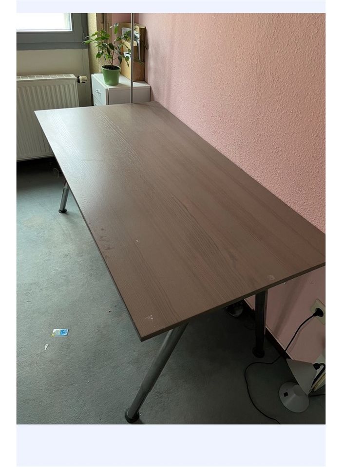 Schreibtisch in Mutterstadt