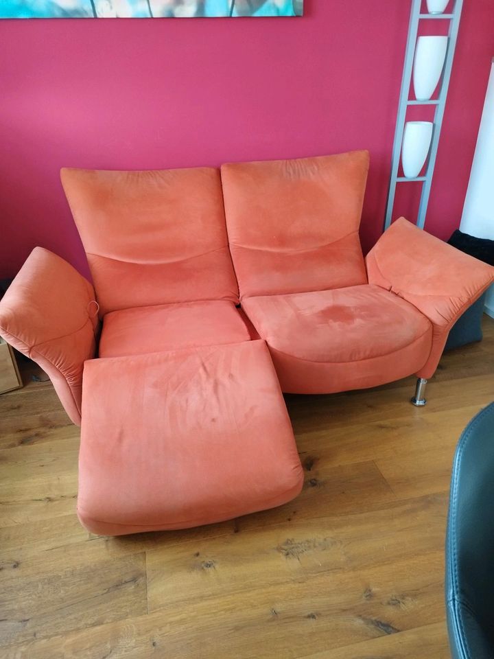 2 Sitzer Designer Couch in Plochingen