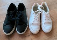 2 Paar Sneaker..weiss und schwarz, jeweils Gr. 37 Baden-Württemberg - Oberkochen Vorschau