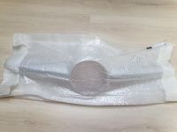 2015-2018 Mercedes C Klasse Grille Cover (A 205  888 06 60) NEU Nordrhein-Westfalen - Herzogenrath Vorschau