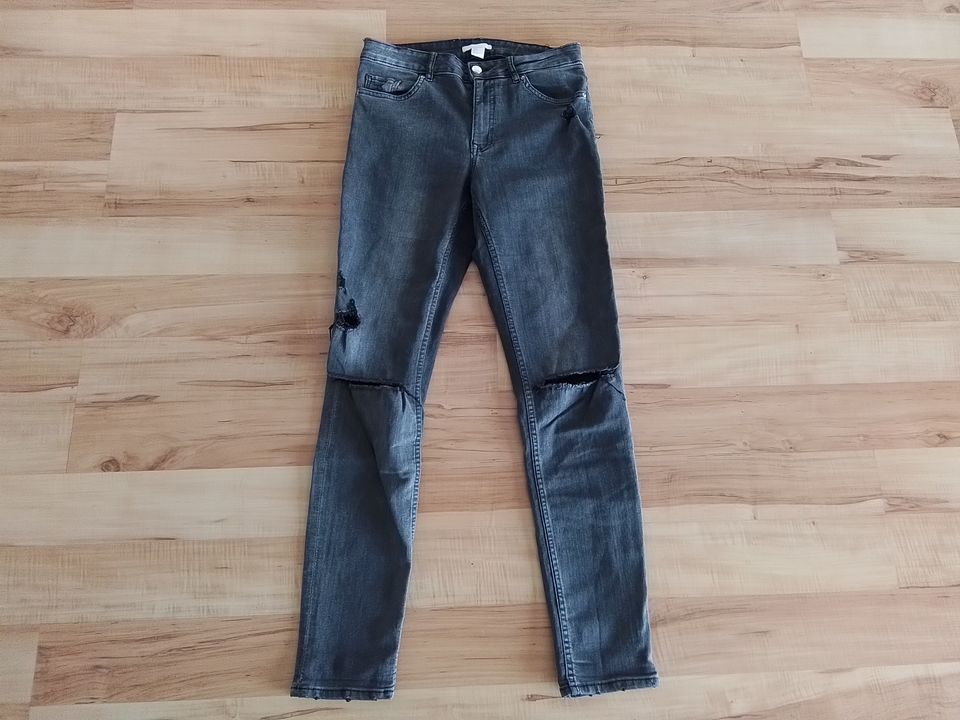 3x Jeans von ONLY in Gr. M L32 je 9€ in Großsolt