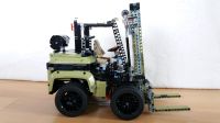 Riesiger LEGO Technic Gabelstapler MOC inkl. Regal und Anleitung Bayern - Schönberg Vorschau