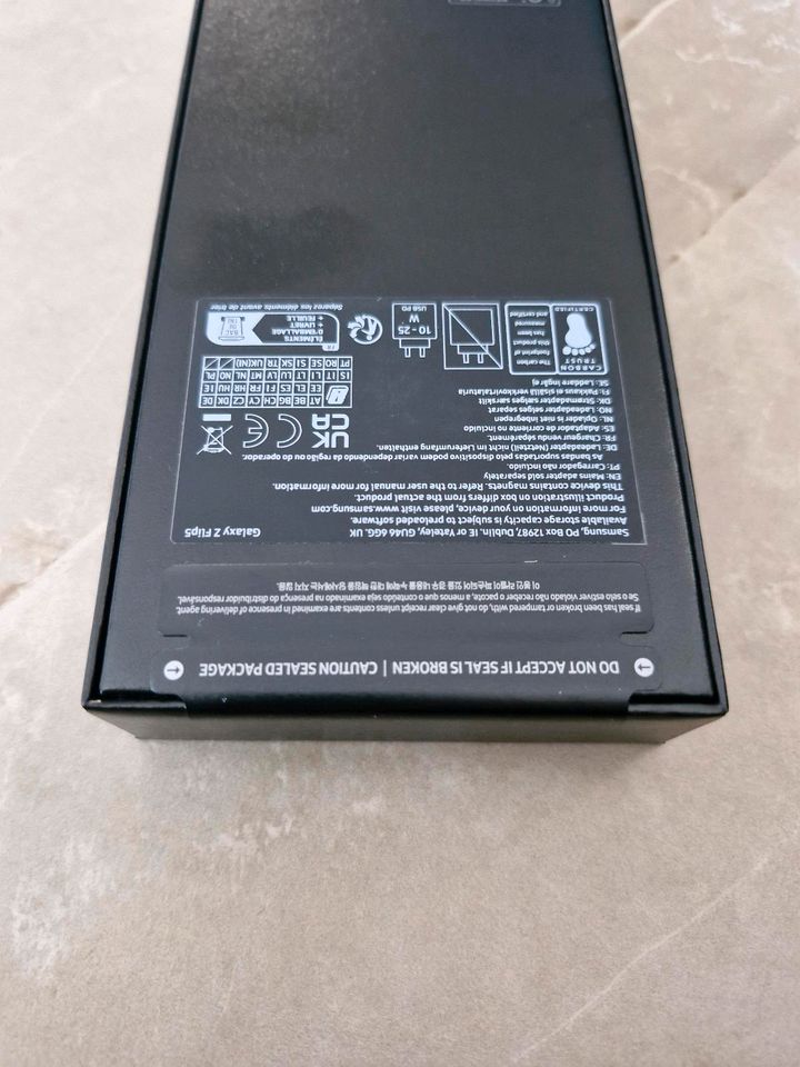 Samsung Z Flip5 512GB schwarz in Achim