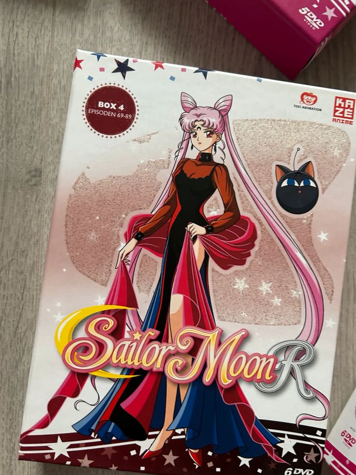 Sailor Moon Komplette Staffelboxen in Bördeland