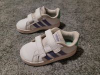 Schuhe Adidas in Größe 23 Berlin - Pankow Vorschau