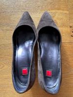 Eleganter klassischer dunkelbrauner Wildleder-Pumps von Högl Hessen - Walluf Vorschau