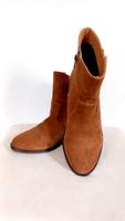 Süße Esprit  Wildlederstiefeletten  Cognacbraun  Gr.38 Saarland - Perl Vorschau