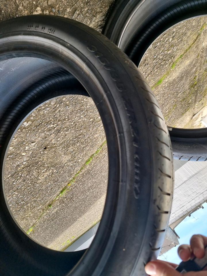 Pirelli P Zero 315/35/ZR21  Sommerferien in Troisdorf