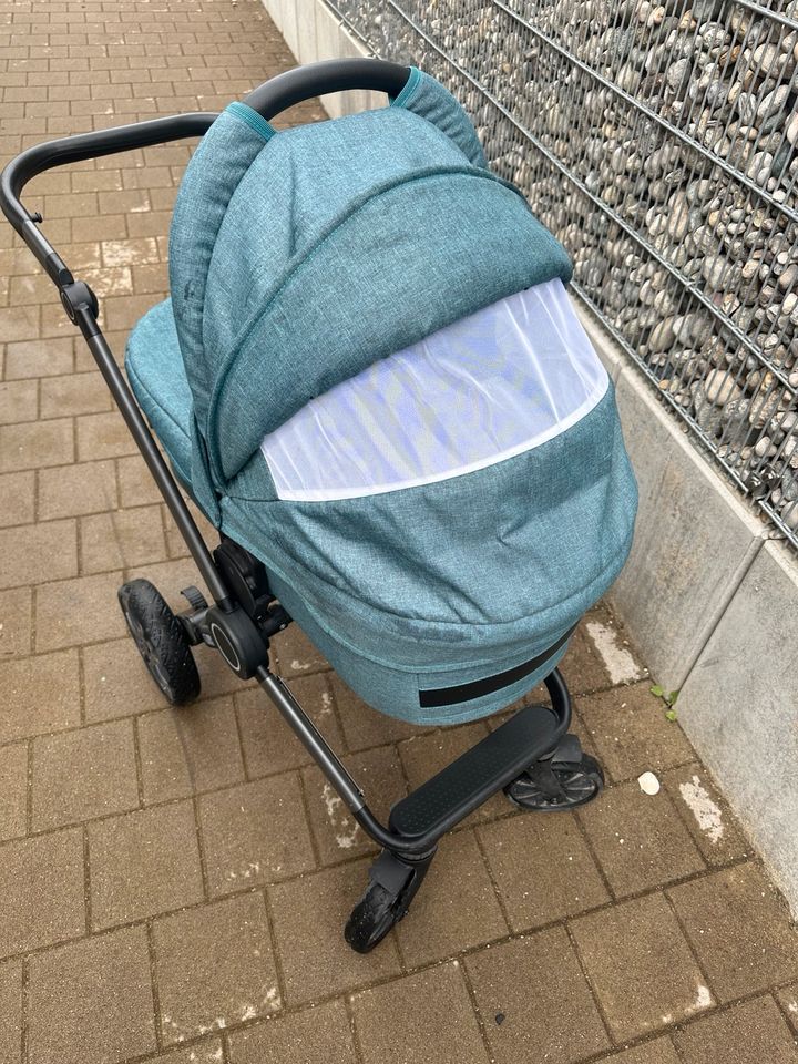 Peggy Kinderwagen mit zwei Aufsätzen in Kolbermoor