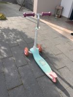 3-Rad Scooter mit Leuchtrollen Rheinland-Pfalz - Großniedesheim Vorschau