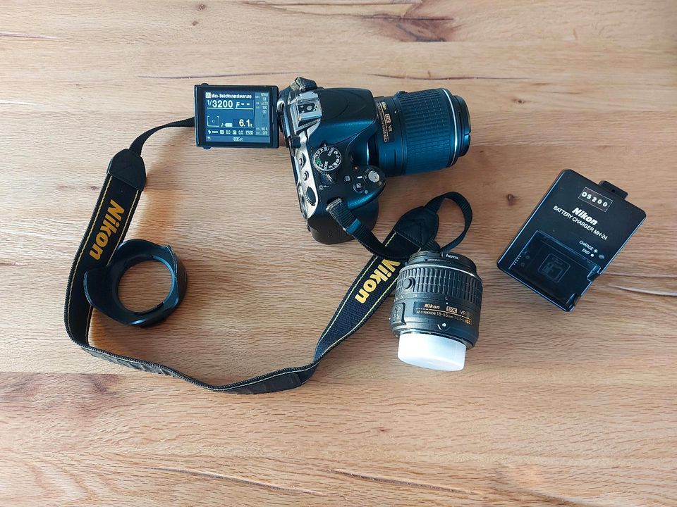 Nikon D5100 inkl. 2 Objektiven. Super für Einsteiger! in Bargteheide