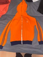 Eine Orange Trainings Jacke EUR 164 Friedrichshain-Kreuzberg - Kreuzberg Vorschau