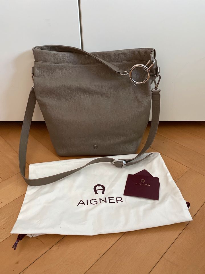 AIGNER - SAIDA - Handtasche - taupe, Leder in Berlin - Wilmersdorf | eBay  Kleinanzeigen ist jetzt Kleinanzeigen