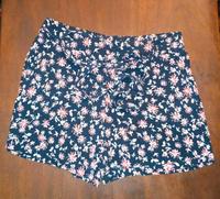 kurze Hose Shorts Größe 38 Nordrhein-Westfalen - Nörvenich Vorschau