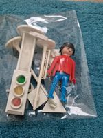 Playmobil Klicky Figur (1974) mit Zubehör Baustelle Ersatzteile Hessen - Rodgau Vorschau