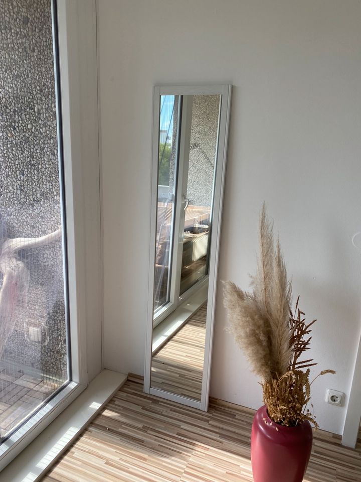 Spiegel wand Flur wohnzimmer Rahmen modern boho Landhaus groß in Würzburg