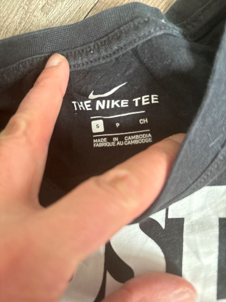 Nike T Shirt in Taunusstein