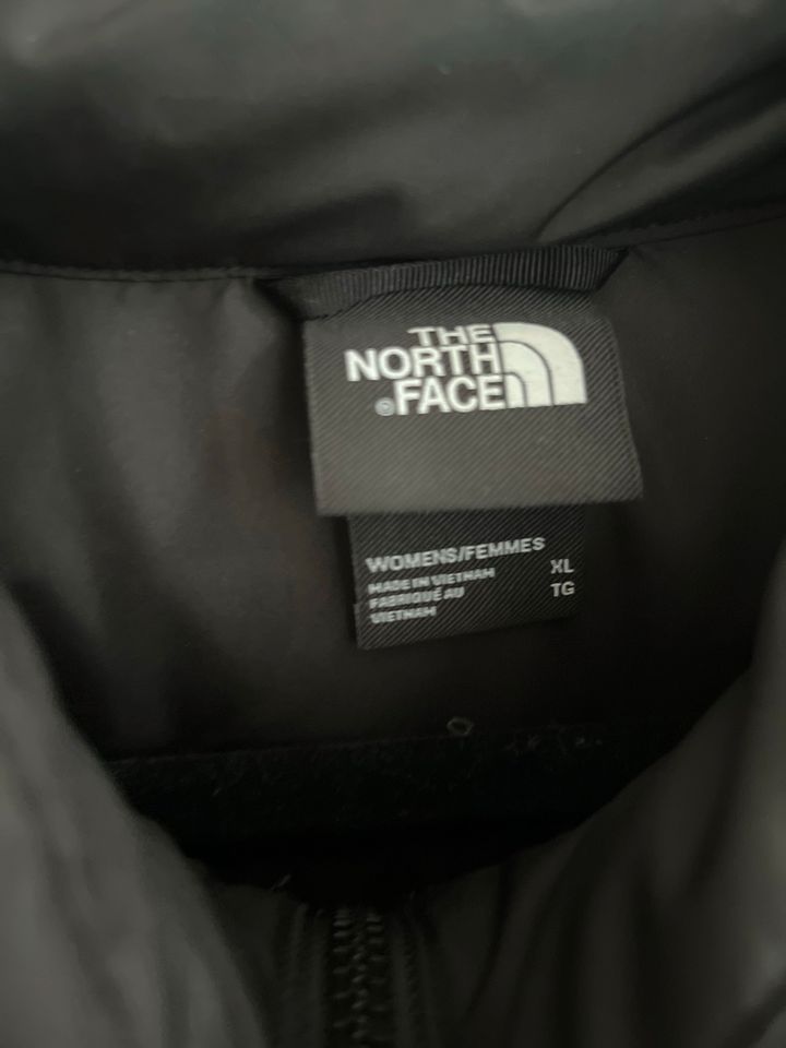 The North Face Jacke schwarz Gr. XL Übergang in Osnabrück