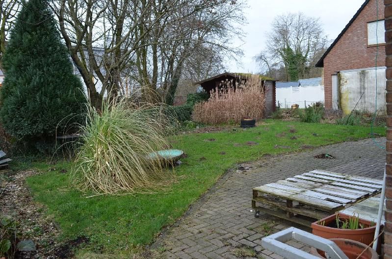 Großes Ein- bis Zweifamilienhaus aus 2001 in schöner Sackgassenlage von Vluyn in Neukirchen-Vluyn