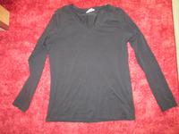 Langarmshirt mit V-Ausschnitt, schwarz, Größe S (36/38) Rheinland-Pfalz - Sien Vorschau