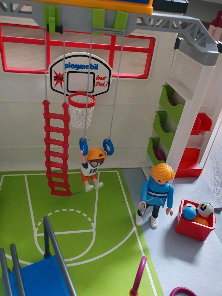 Playmobil Turnhalle in Bayern - Friedberg | Playmobil günstig kaufen,  gebraucht oder neu | eBay Kleinanzeigen ist jetzt Kleinanzeigen