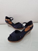 Tommy Hilfiger Schuhe Wedges Gr. 39 Baden-Württemberg - Villingen-Schwenningen Vorschau