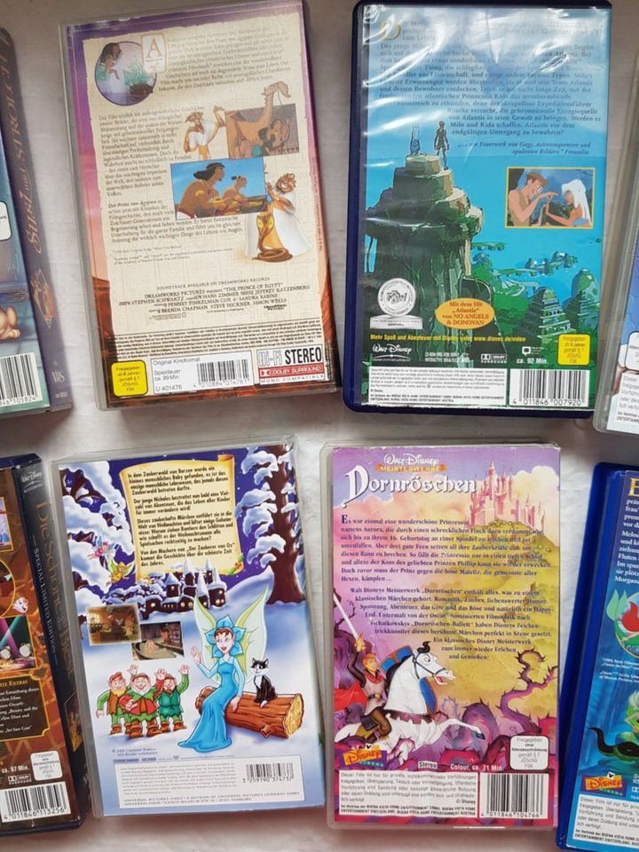 gebr. alte VHS Casetten 12 Stück Kinderfilme Video Kassetten in Castrop-Rauxel