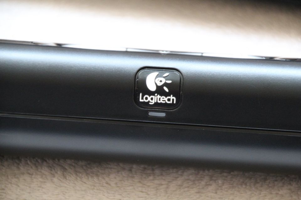 Logitech Laptop-Box in Bergneustadt