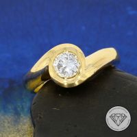 M*169576 WERT 10.700,- Solitär Brillant Ring 750 Gold 18 KT XXYY Essen - Karnap Vorschau