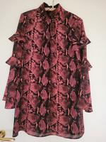 GUESS  Kleid Animal Print XS Neu Berlin - Hellersdorf Vorschau