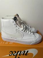 Nike Blazer Mid Sneaker Gr. 37,5 / 38,5 NEU weiß Aachen - Aachen-Mitte Vorschau