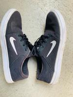 Nike Schuhe 41-42 München - Sendling-Westpark Vorschau