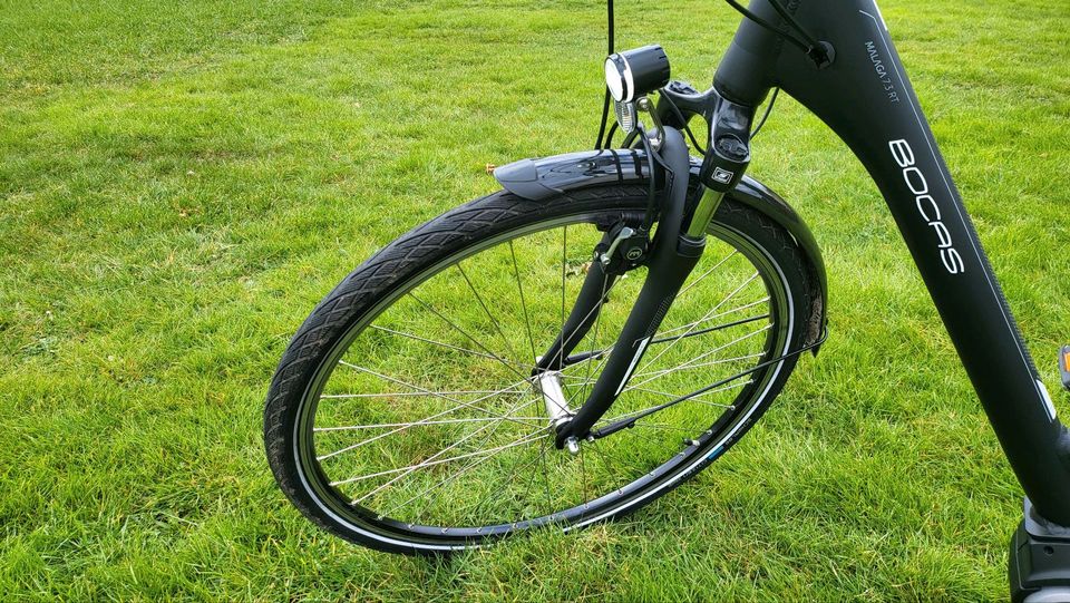 Bocas ebike 400km Tiefeinsteiger e bike Rücktritt 50cm Bosch in Hohenahr