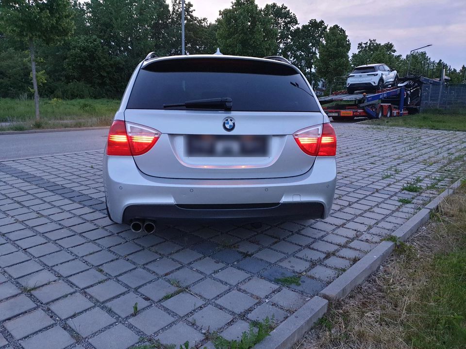 BMW 325D e91 original M-Sportpaket TÜV 05/2026 Viele Neuteile in Regensburg