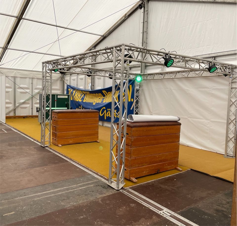 Messestand/ Traversenstand zu Vermieten leihen / Global Truss F33 in Buttenwiesen