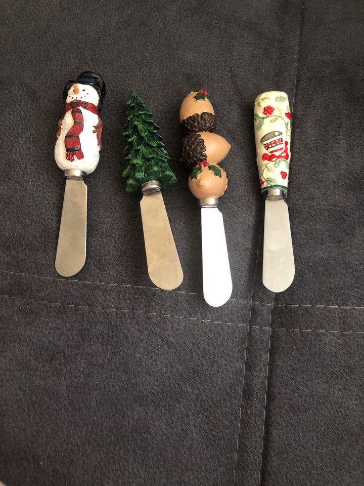 Vintage Weihnachtsmarkt Motive Käse/Buttermesser 4er Set in Alzenau