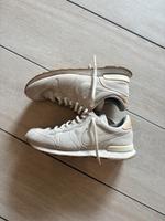 Damen nike Wildleder Sportschuhe gr 38 Köln - Weidenpesch Vorschau