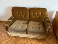Sofa Couch Zweisitzer Polstergarnitur Velour grün vintage shabby Rheinland-Pfalz - Steinbach am Glan Vorschau