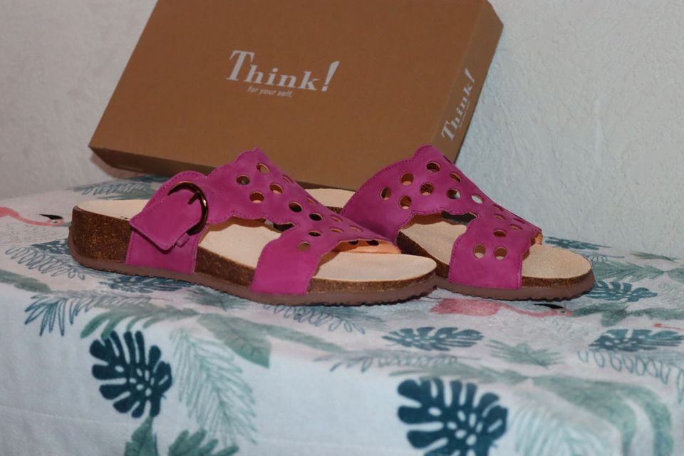 Neue Think! Schuhe Sandalen Leder pink 39 in Lahnau