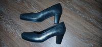 GABOR PUMPS LEDER Gr. 39 (6,5) SCHICK schwarz/silber -NEU- Hessen - Ortenberg Vorschau