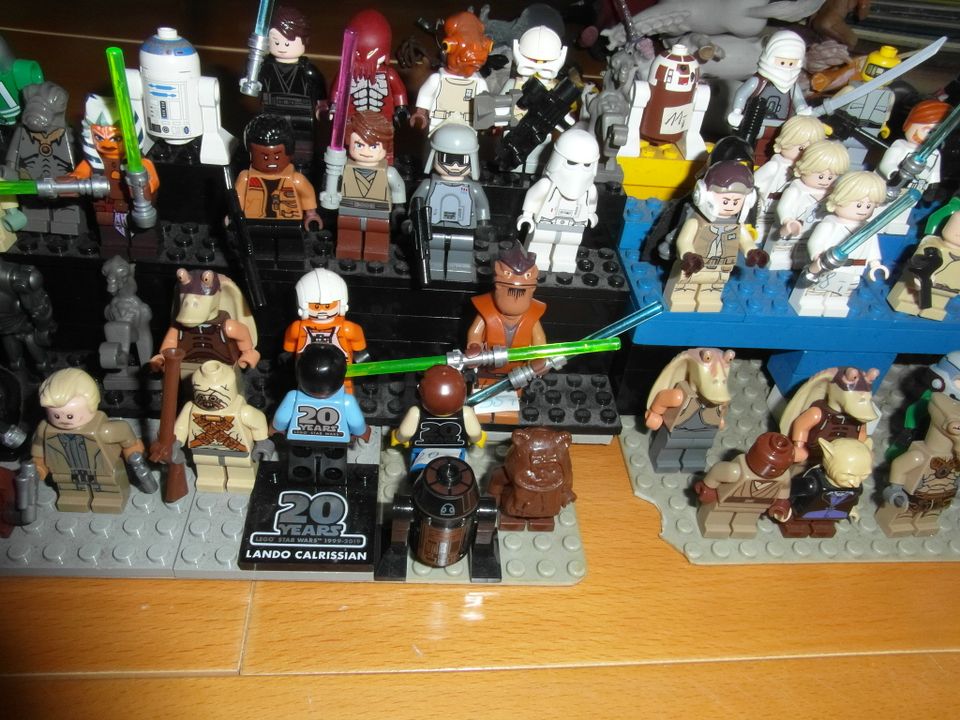 Lego Star Wars und andere Figuren. in Wilster