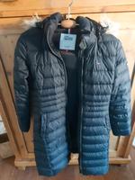 Hilfiger Daunenmantel blau Hessen - Mengerskirchen Vorschau