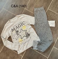 C&A Schlafanzug 134 Pyjama grau Sterne Schleswig-Holstein - Tangstedt  Vorschau