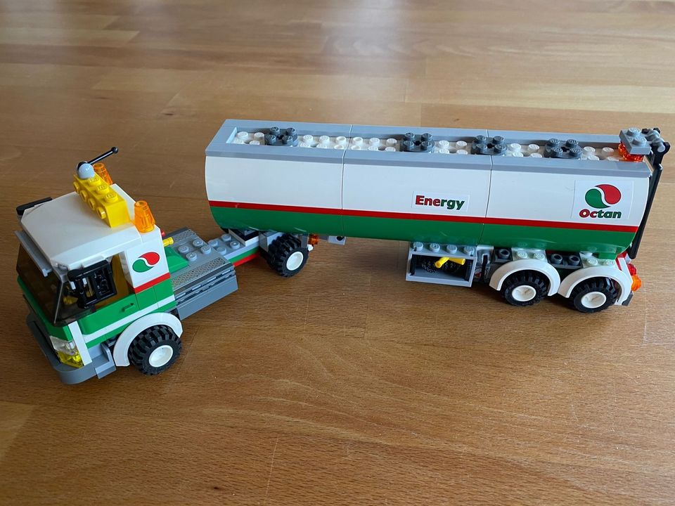 Lego City Tanklaster mit OVP in Görwihl