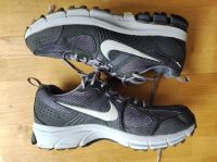 Nike Joggingschuhe Gr. 41 (US 9,5) Altona - Hamburg Sternschanze Vorschau